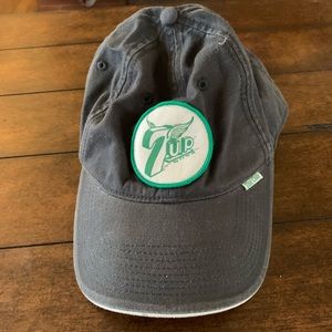 Vintage 7 up dad hat